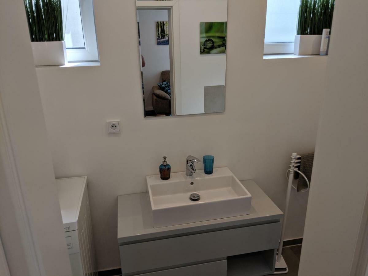 1 Zimmer Apartment Ratingen Ost Экстерьер фото